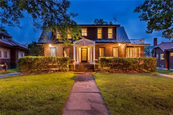 550 Bedford AVE, St Louis, MO 63130