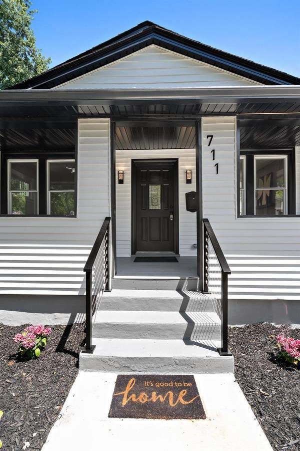 711 Luckystone AVE, St Louis, MO 63122