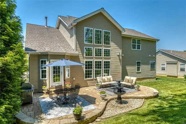 5546 Ashboro DR, Cottleville, MO 63304