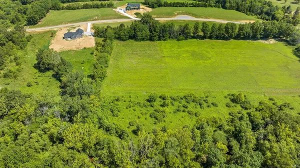 122 Spoonbill LN, Foristell, MO 63348