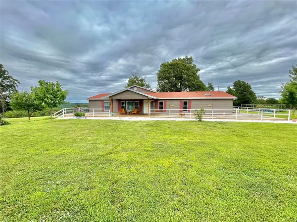 10637 Stone Ridge RD, Huggins, MO 65484