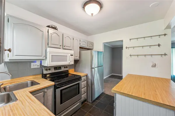 3539 McKibbon RD, St Louis, MO 63114