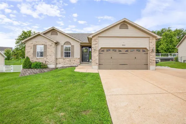 722 Prairie View DR, Herculaneum, MO 63048