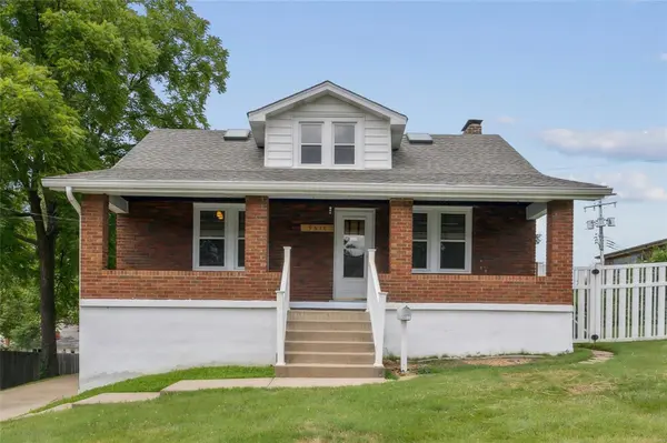 9611 Tennyson AVE, St Louis, MO 63114
