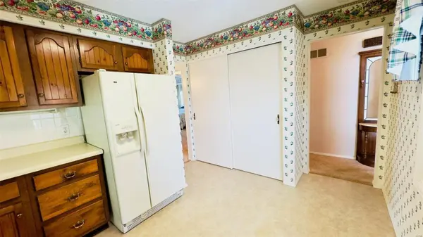 12933 Burning Bush CT, St Louis, MO 63146