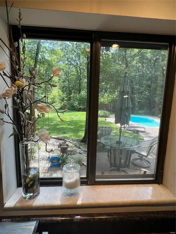 21578 Country Life Acres, Warrenton, MO 63383