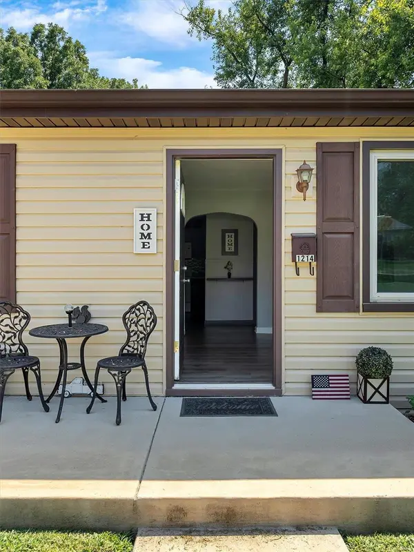 1214 West Congress, Pacific, MO 63069