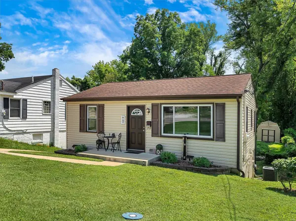1214 West Congress, Pacific, MO 63069
