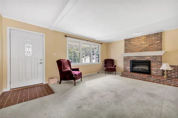 792 Beverly Ann DR, Fenton, MO 63026