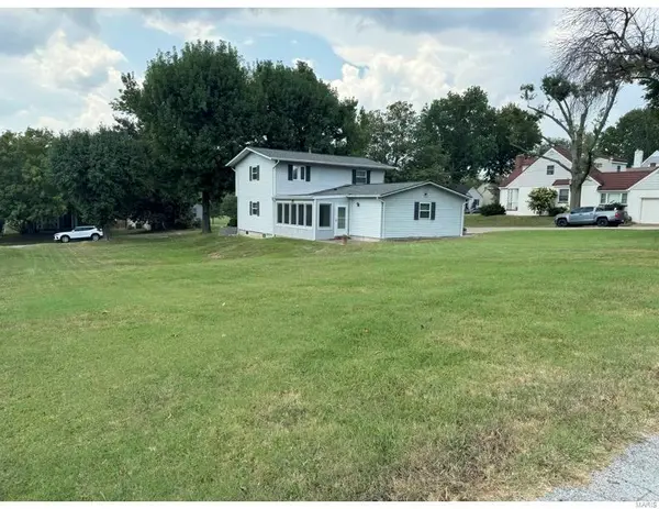 1012 N Taylor AVE, Crystal City, MO 63019