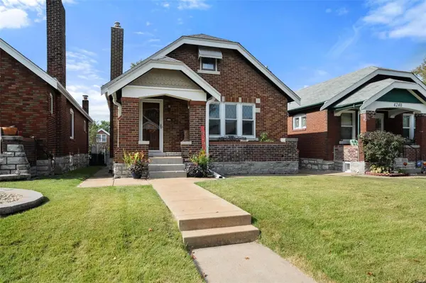 4236 Gertrude AVE, St Louis, MO 63116