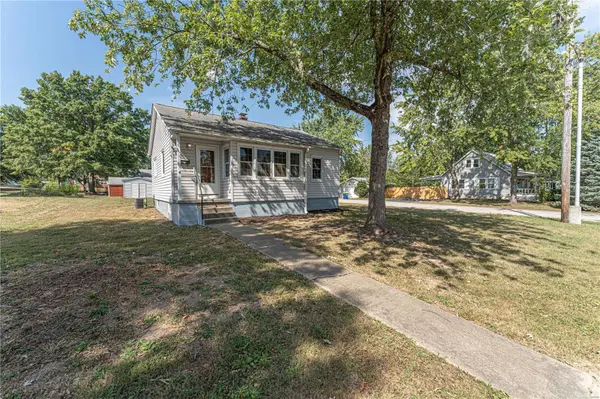 411 Steinhagen RD, Warrenton, MO 63383