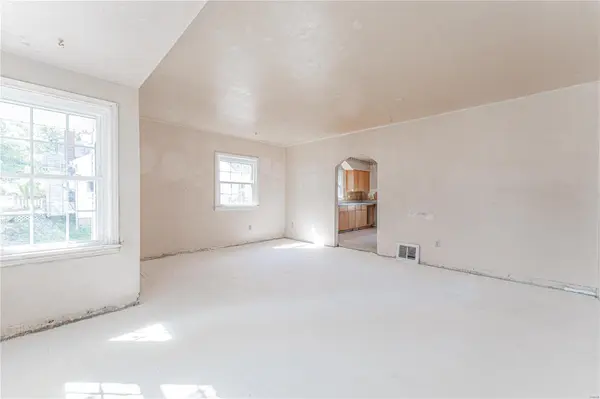 411 Steinhagen RD, Warrenton, MO 63383