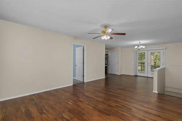 208 Hillcrest DR, Elsberry, MO 63343