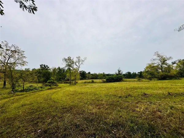 8060 Highway 17, Bucyrus, MO 65444