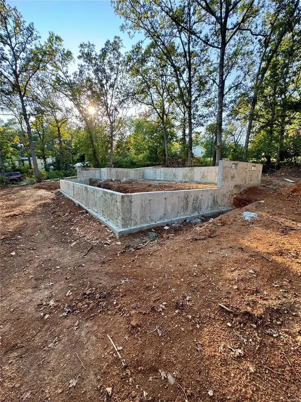 306 Hercules PL, De Soto, MO 63020