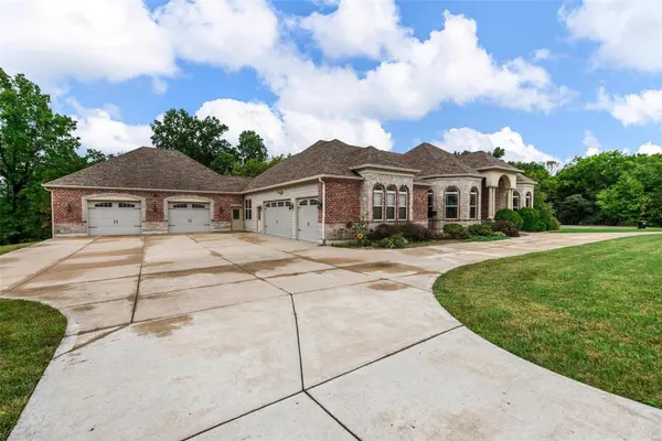 124 High Ridge DR, Foley, MO 63347