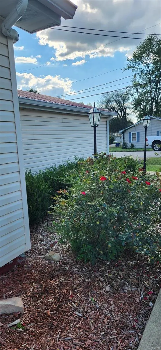1001 E Mondy ST, Salem, MO 65560
