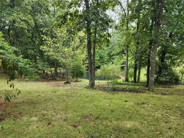 590 Keil Dr, Dubois, IL 62831
