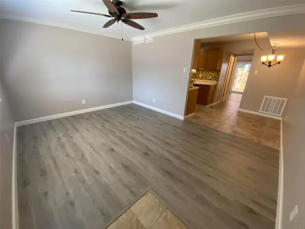 10512 Carroll Wood WAY, Sappington, MO 63128