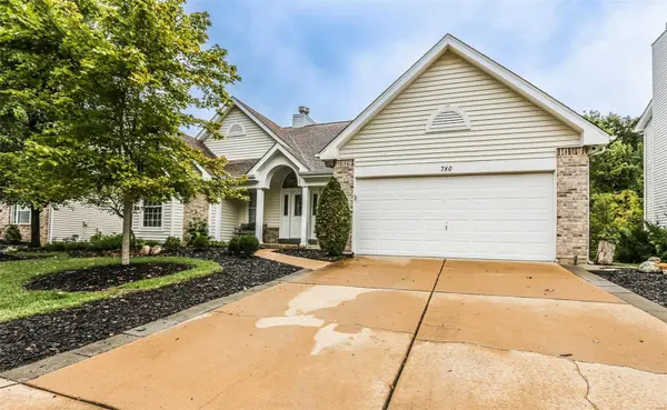 780 Emerald Oaks CT, Eureka, MO 63025