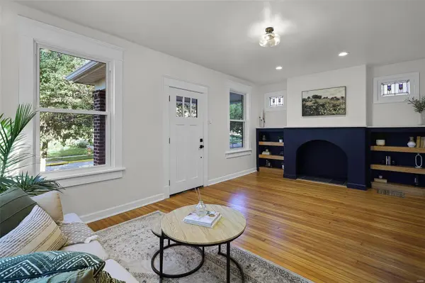 1036 Yale AVE, St Louis, MO 63117