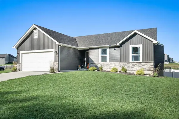 587 Lakewood DR, Moscow Mills, MO 63362