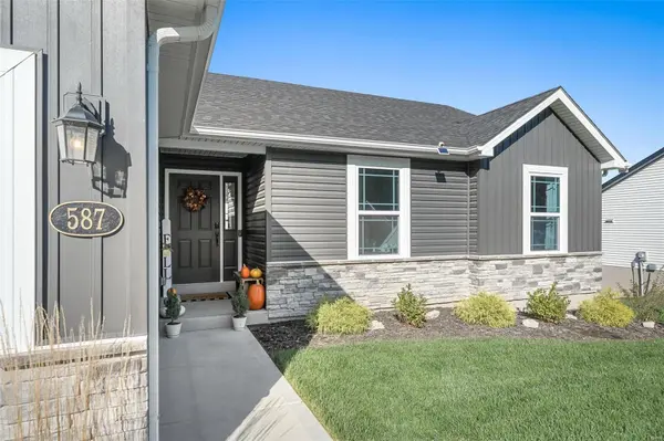 587 Lakewood DR, Moscow Mills, MO 63362