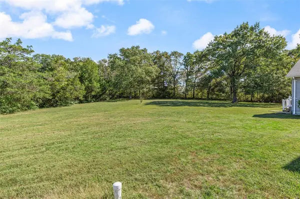8372 E Forest Hills DR, Dittmer, MO 63023