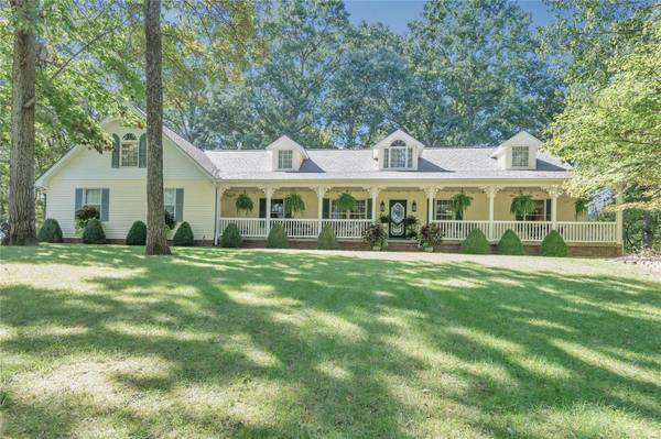 9725 Sandy Valley RD, Hillsboro, MO 63050