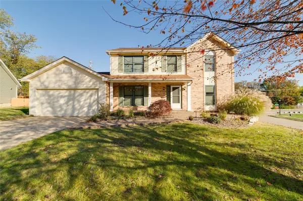 2 Rock Pond CT, St Peters, MO 63376