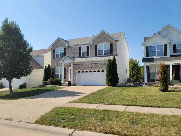 559 Fortress CT, St Charles, MO 63303