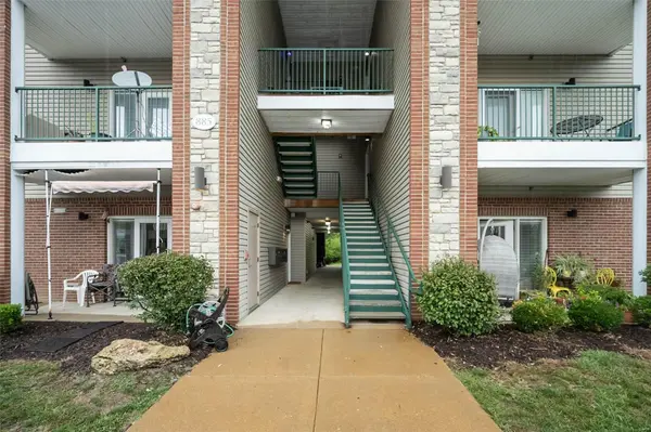 885 Forest AVE #302, Valley Park, MO 63088
