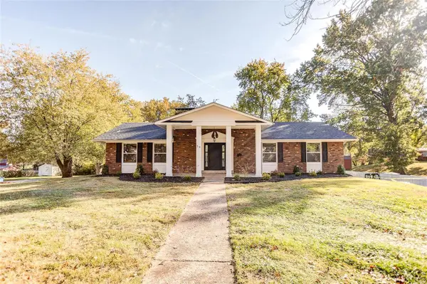 54 Mary Jo DR, Swansea, IL 62226