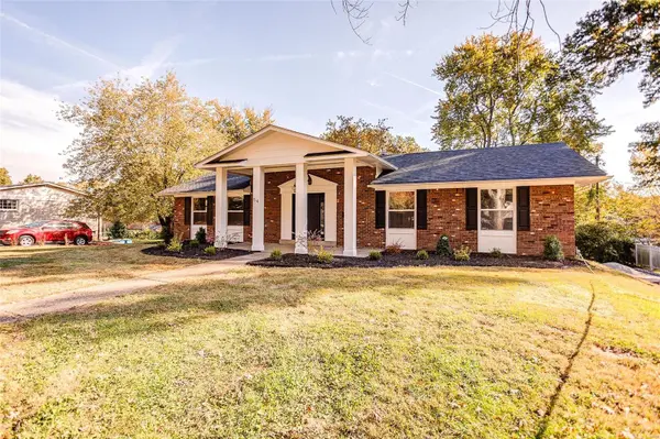 54 Mary Jo DR, Swansea, IL 62226
