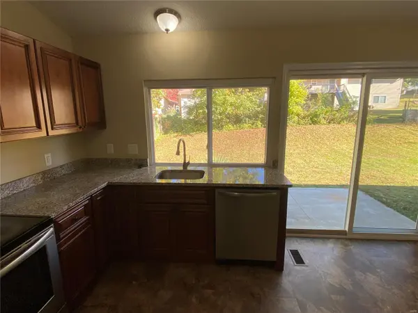 5321 Trailbend DR, Black Jack, MO 63033