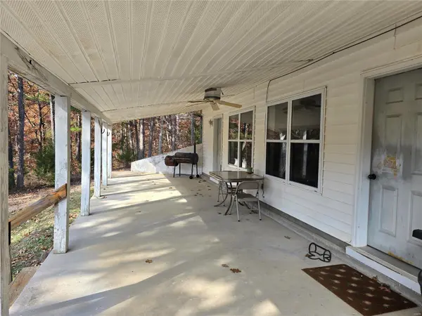 10152 Friend DR, Bucyrus, MO 65444