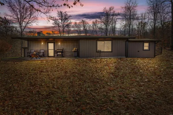 2780 County Rd 160, Des Arc, MO 63636
