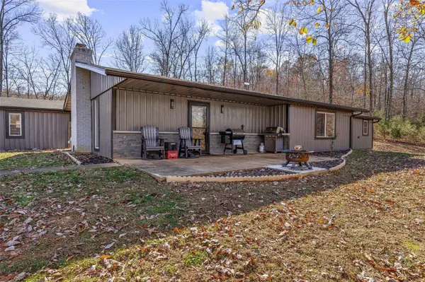 2780 County Rd 160, Des Arc, MO 63636