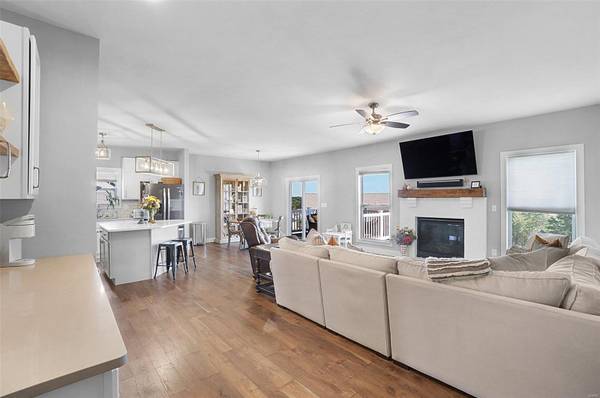 2920 Shirley Close RD, Washington, MO 63090