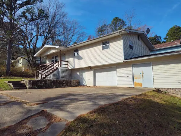 485 Skyview DR, Ellington, MO 63638