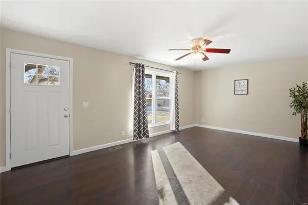 2 Blackwood Lane, St Peters, MO 63376