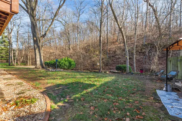 19 Enchanted Forest DR, Arnold, MO 63010