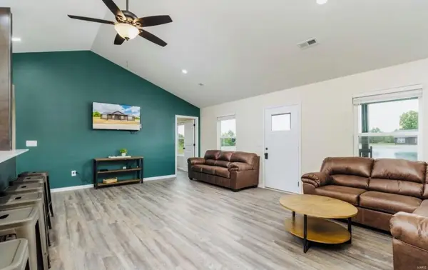 1509 Highway 64 #C, Tunas, MO 65764
