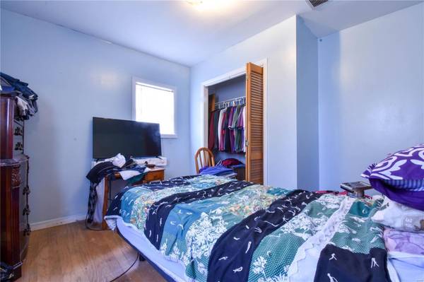 405 S Van Buren ST, Litchfield, IL 62056