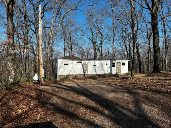 281 Shannon DR, Piedmont, MO 63957