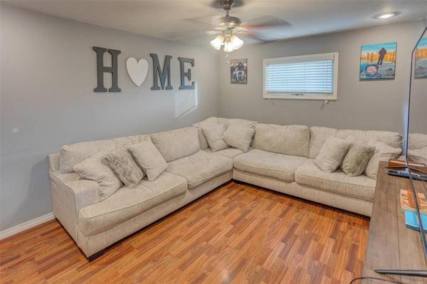 832 S Franklin ST, Litchfield, IL 62056