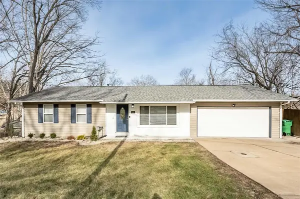25 Georgia Spur, Fenton, MO 63026
