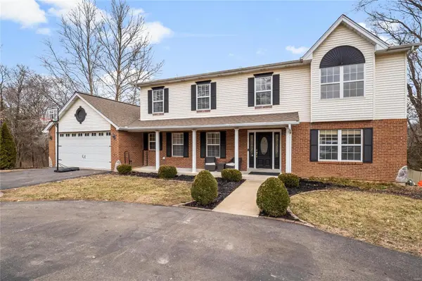 10131 Schuessler RD, St Louis, MO 63128