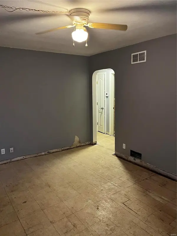 721 Beardsley, Ferguson, MO 63135